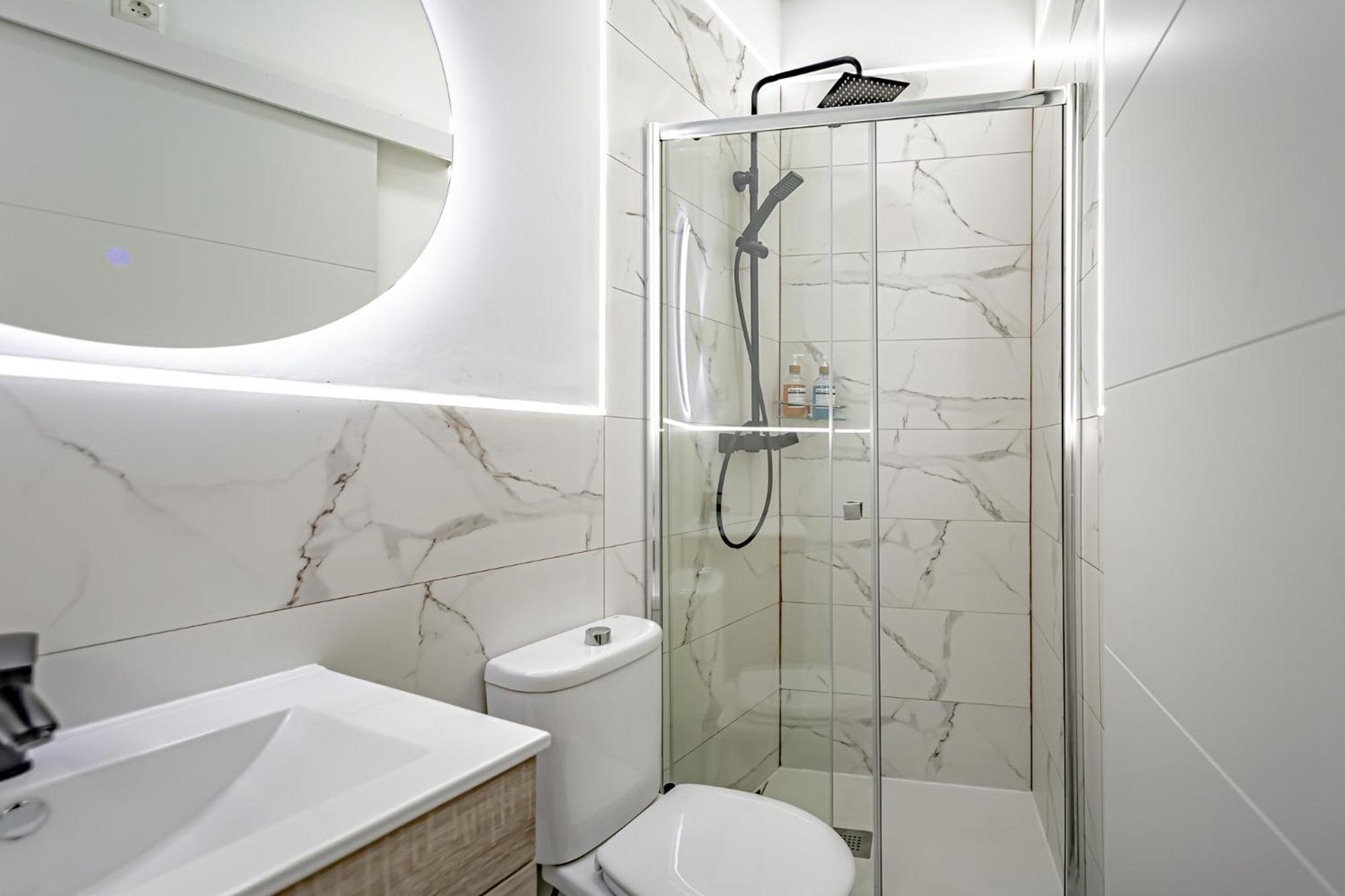 Apartamentos Franco Rodriguez مدريد الغرفة الصورة
